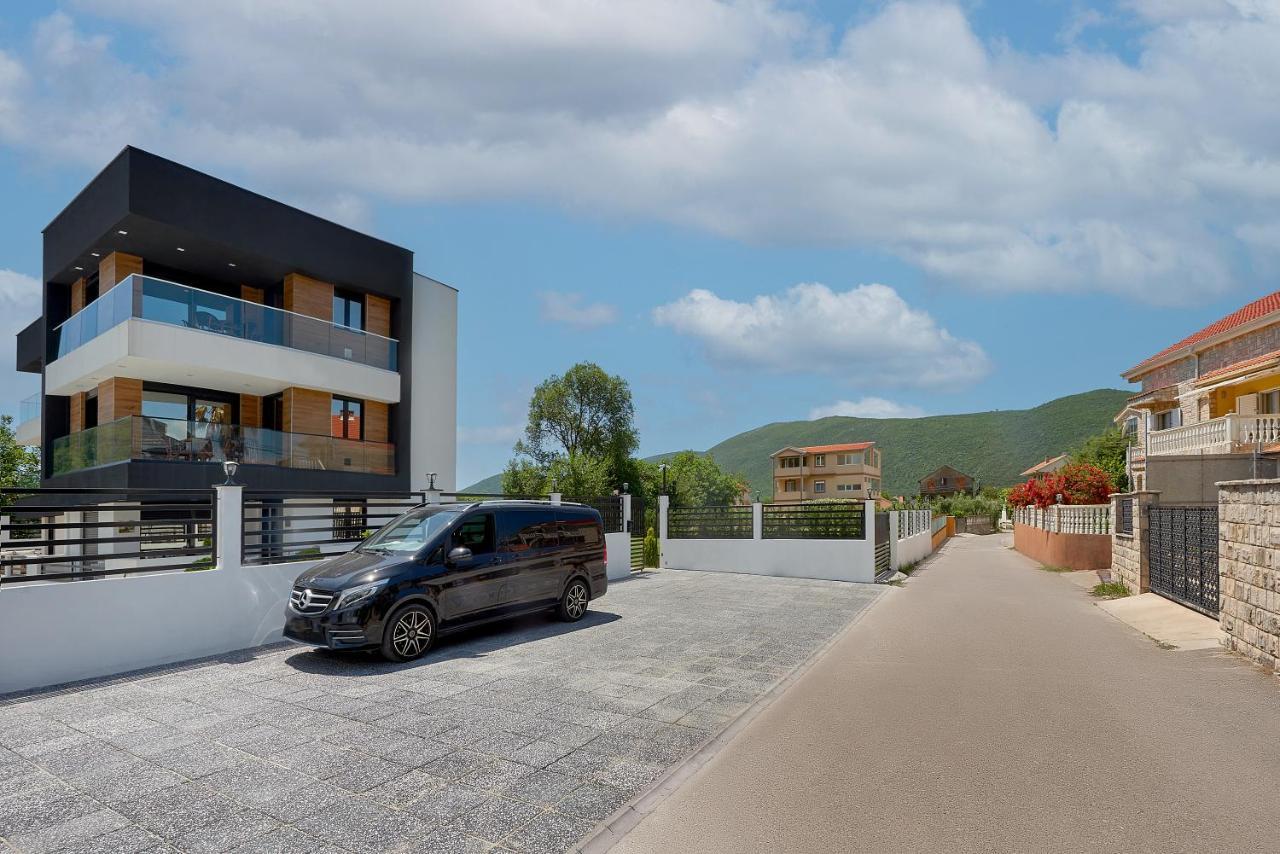 Georgiy Lux Apartments Lastva Grbaljska エクステリア 写真