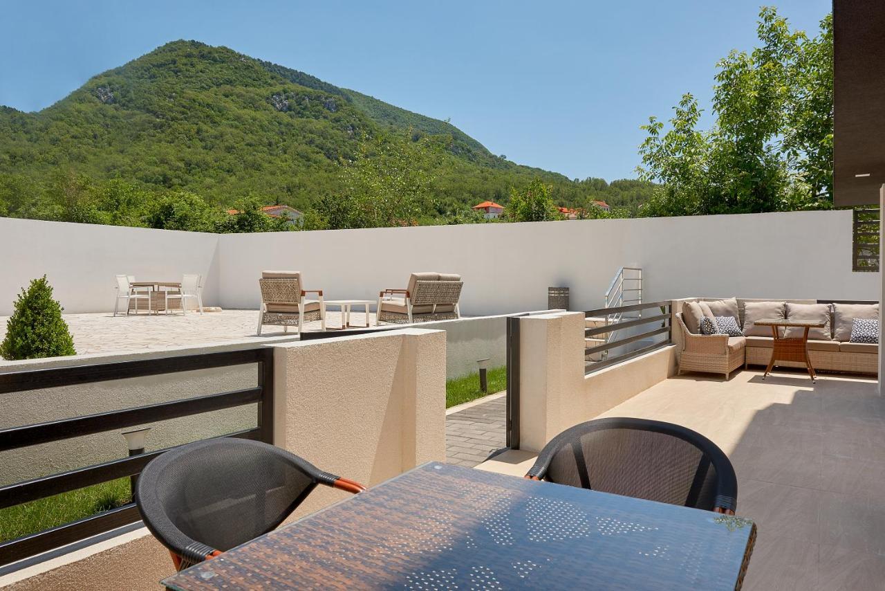 Georgiy Lux Apartments Lastva Grbaljska エクステリア 写真