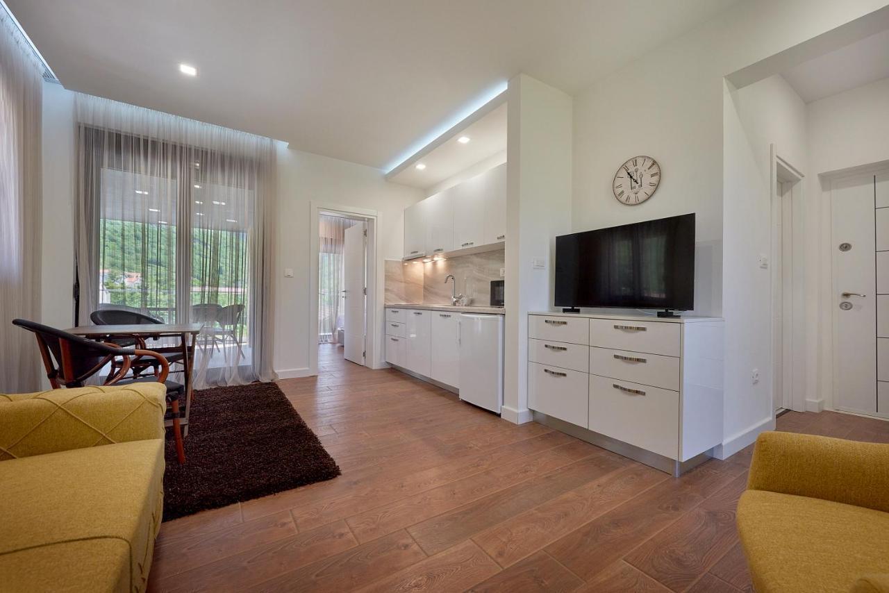 Georgiy Lux Apartments Lastva Grbaljska エクステリア 写真