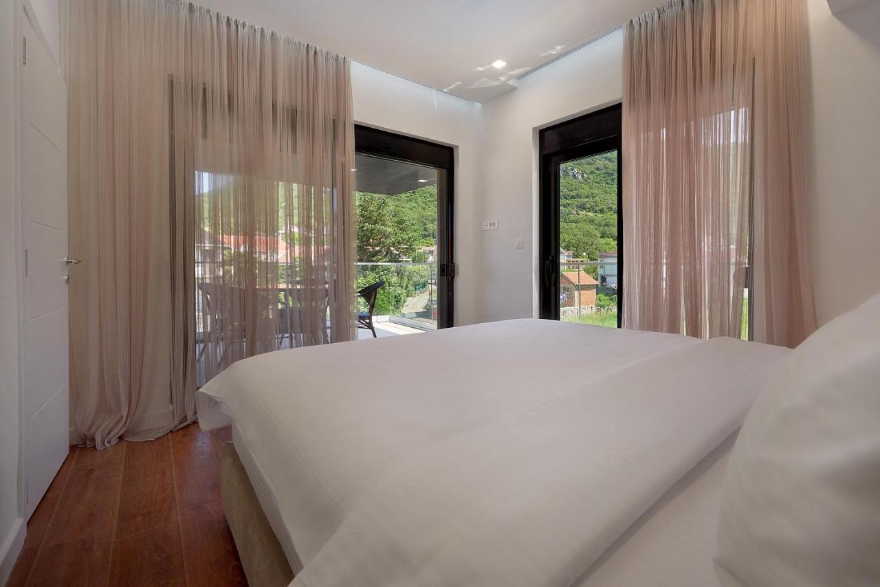 Georgiy Lux Apartments Lastva Grbaljska エクステリア 写真