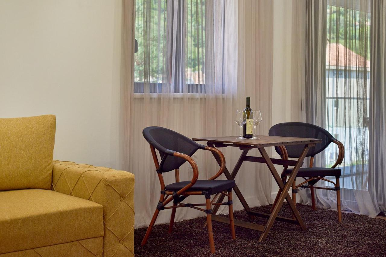 Georgiy Lux Apartments Lastva Grbaljska エクステリア 写真